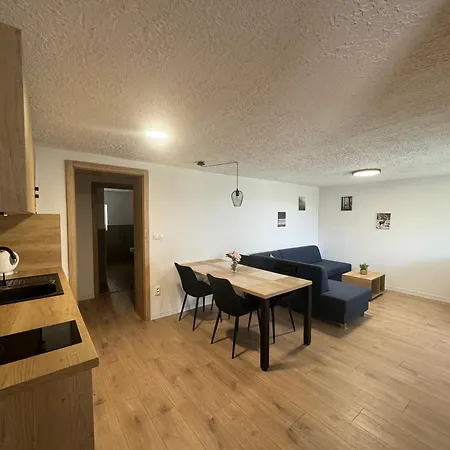 Lesna 1, Bojnice * Privigye